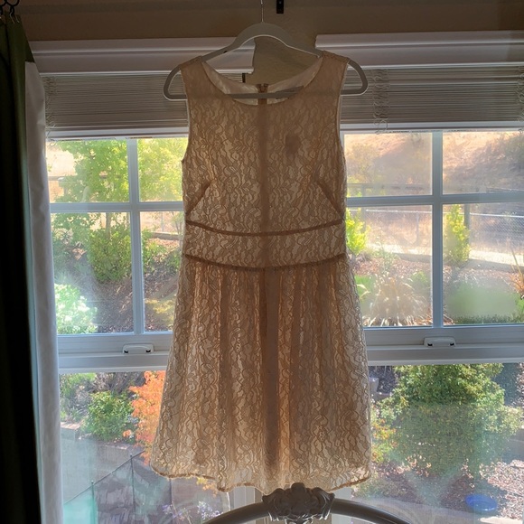 LOFT Dresses & Skirts - Pink Lace Dress